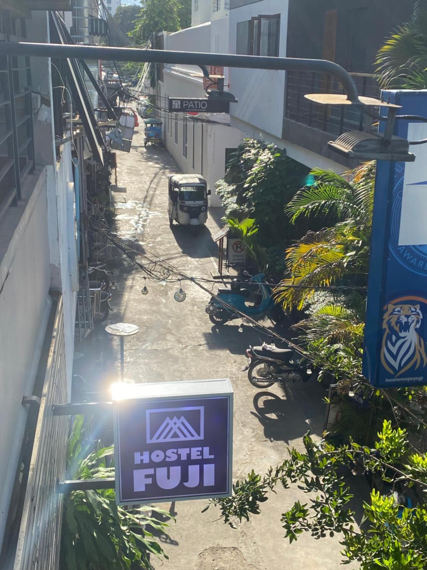 Hostel Fuji Phnom Penh Bagian luar foto